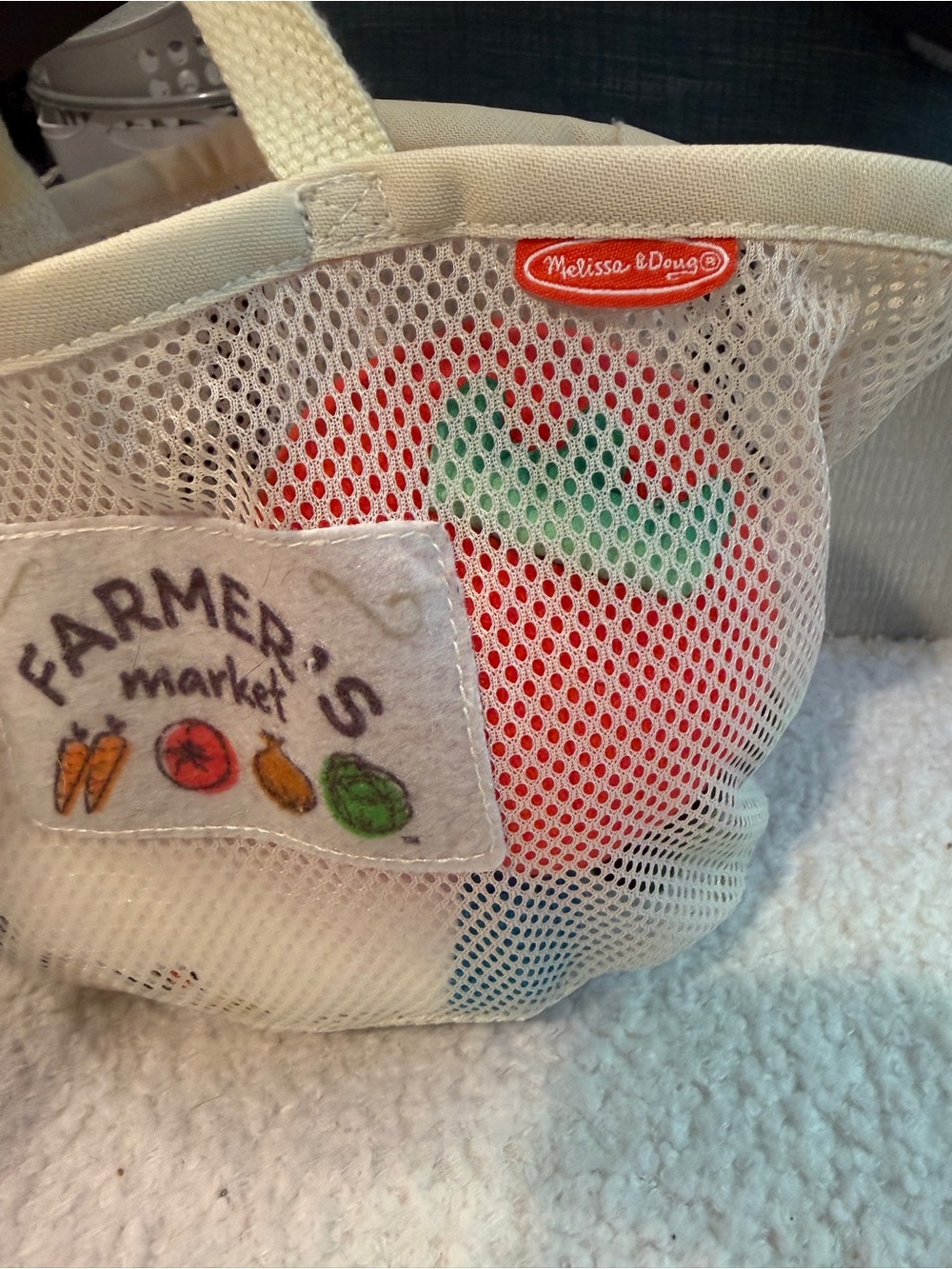 Melissa & Doug Farmer’s Market Fill & Spill Plush Play Food Set Mesh Tote Toy - Picture 3 of 11